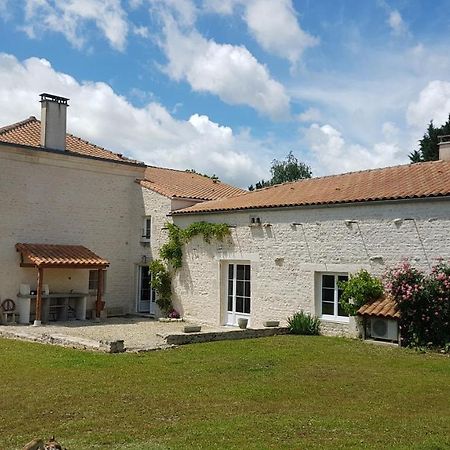 La Marsaisienne Hotel Exterior photo