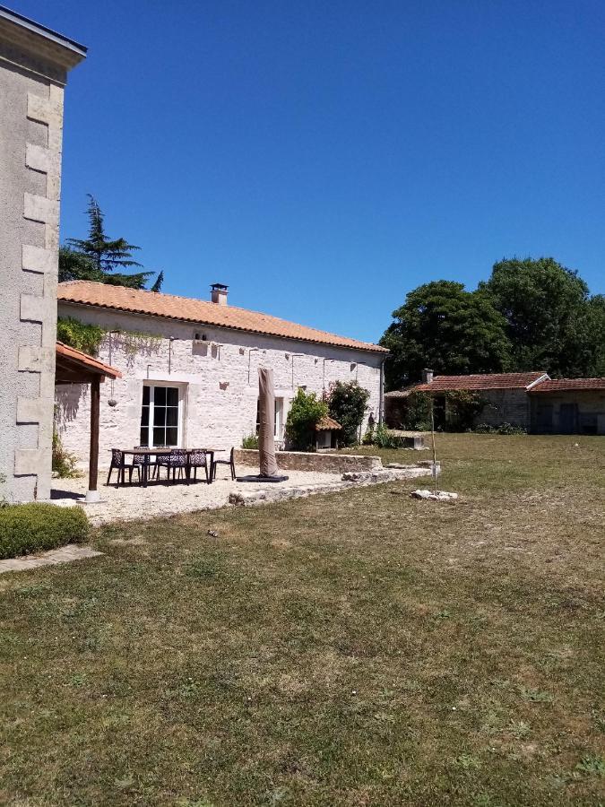 La Marsaisienne Hotel Exterior photo